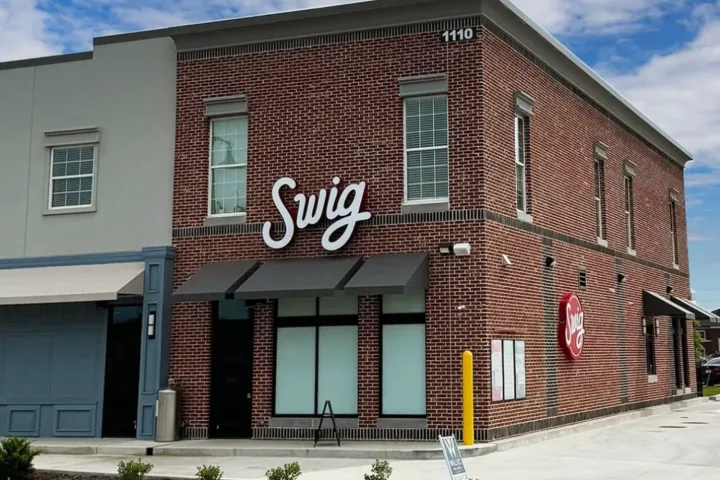 Swig Springbrook store